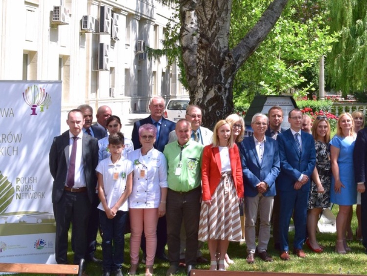 Podpisanie umów na realizację operacji z partnerami KSOW